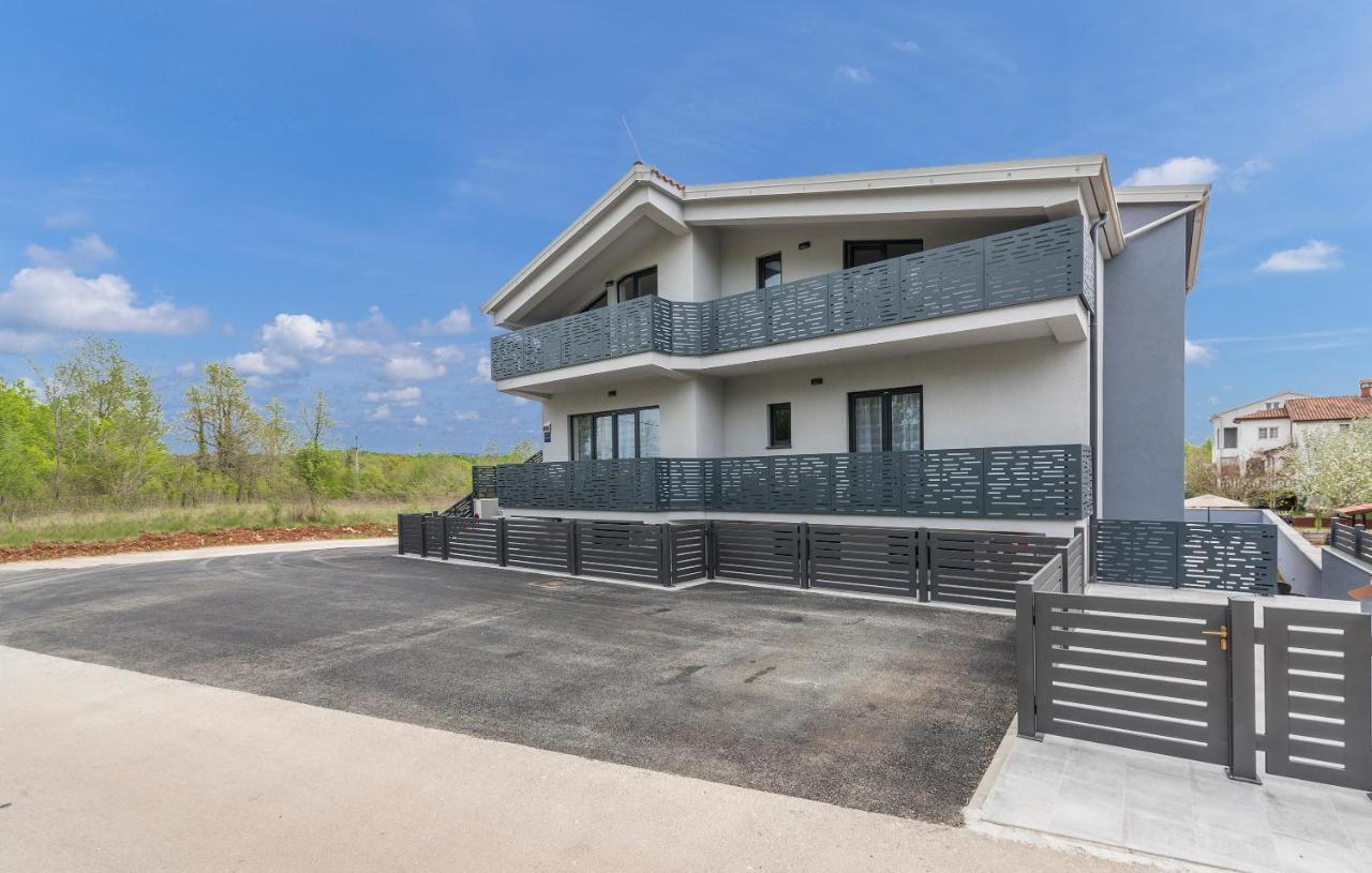 Apartmani Natalija1 Porec Exterior photo